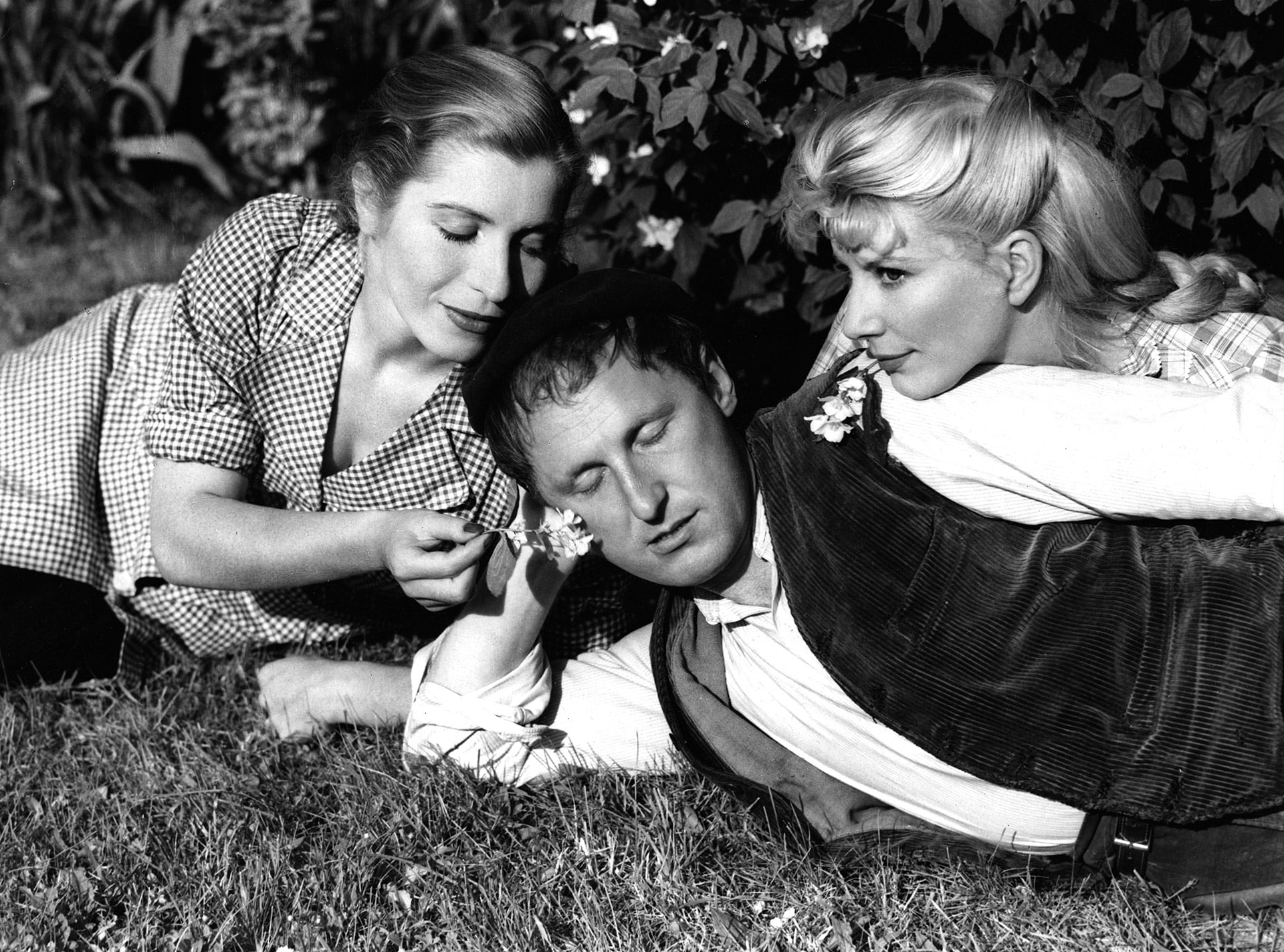 'Madame Husson's Rosebush' with Bourvil.