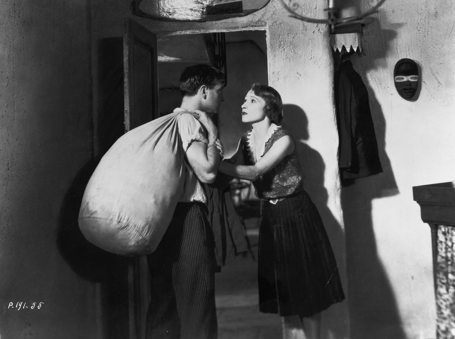 'Marius', Marcel Pagnol's first film in cinema. Here, Pierre Fresnay and Orane Demazis.