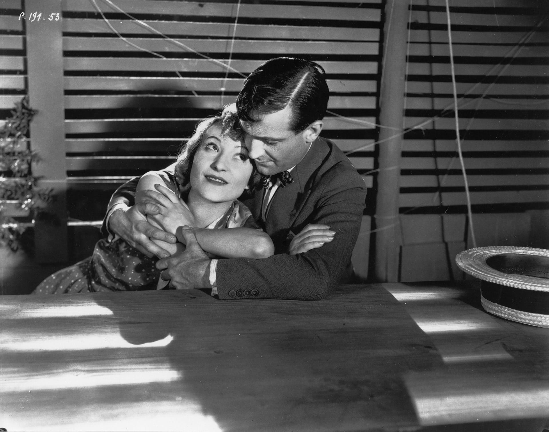 'Marius', Marcel Pagnol's first film in cinema. Here Pierre Fresnay and Orane Demazis.